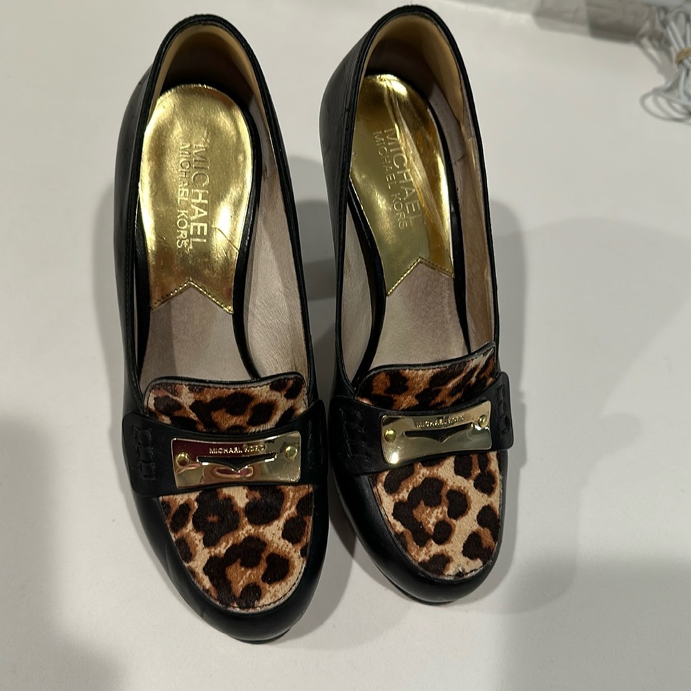 Michael Kors Leopard Print size 7 platform heels